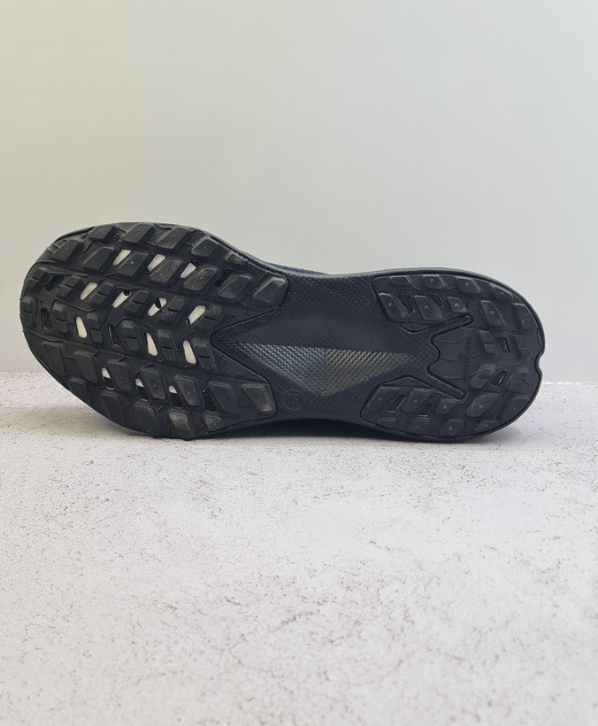 کفش کتانی مردانه مدل north face vectiv enduris ۳۰۰ ویتنام(های کپی درجه۱)