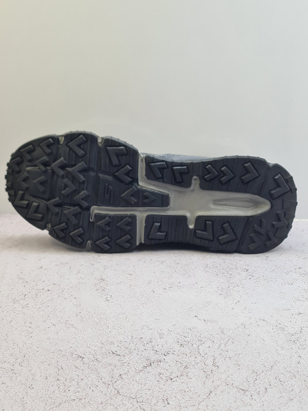 کفش کتانی مردانه مدل skecers max cushioning elite trail runnerویتنام (های کپی درجه۱)