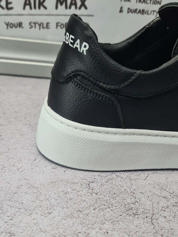 کفش مردانه ونس مدل pull and bear