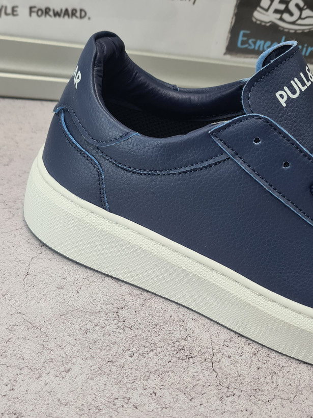 کفش مردانه ونس مدل pull and bear