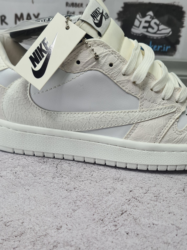 کفش کتانی مردانه نایک مدل travis scott