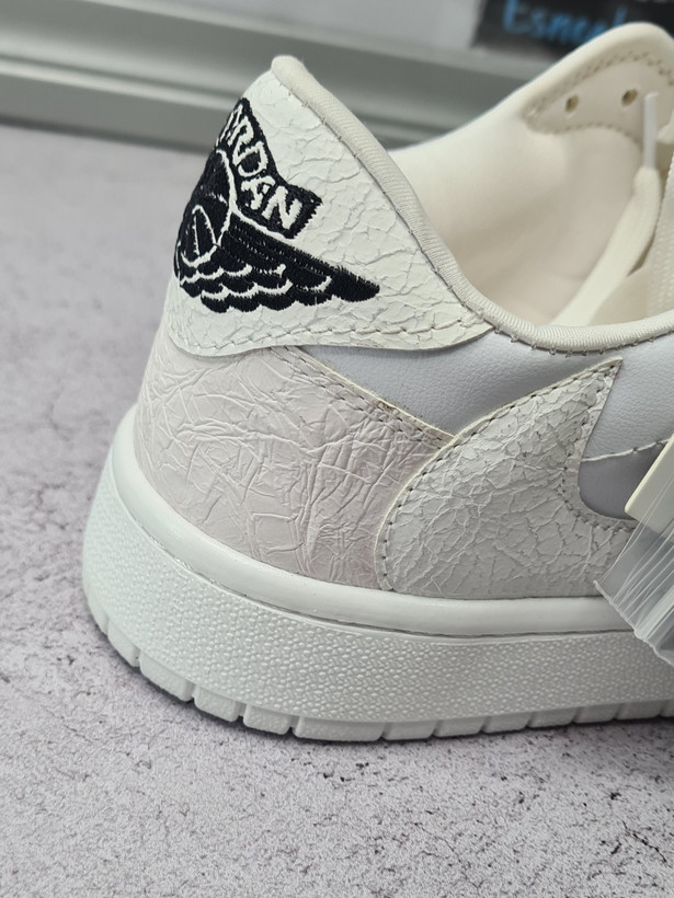 کفش کتانی مردانه نایک مدل travis scott