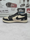 کفش کتانی مردانه نایک مدل travis scott
